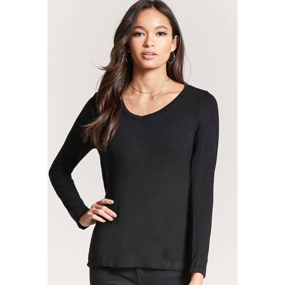 ❗3/$20 Forever 21 Basics V-Neck Long Sleeve Tee